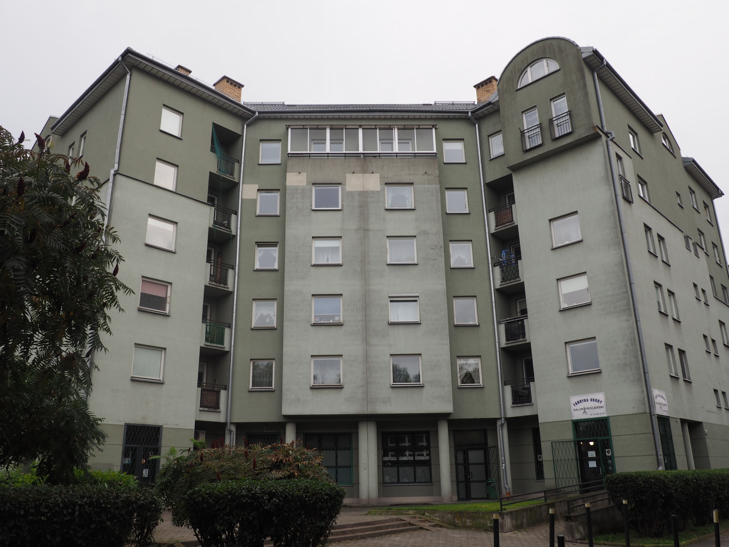 Zdjęcie architektury budynku Budynek mieszkalno-usługowy